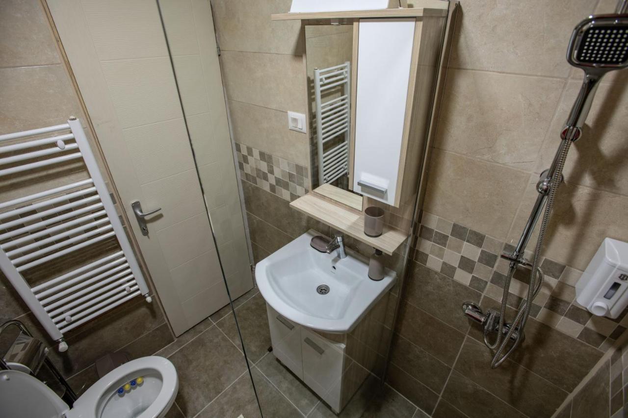 Apartmani Sp Jovanovic Crni Vrh Exterior photo