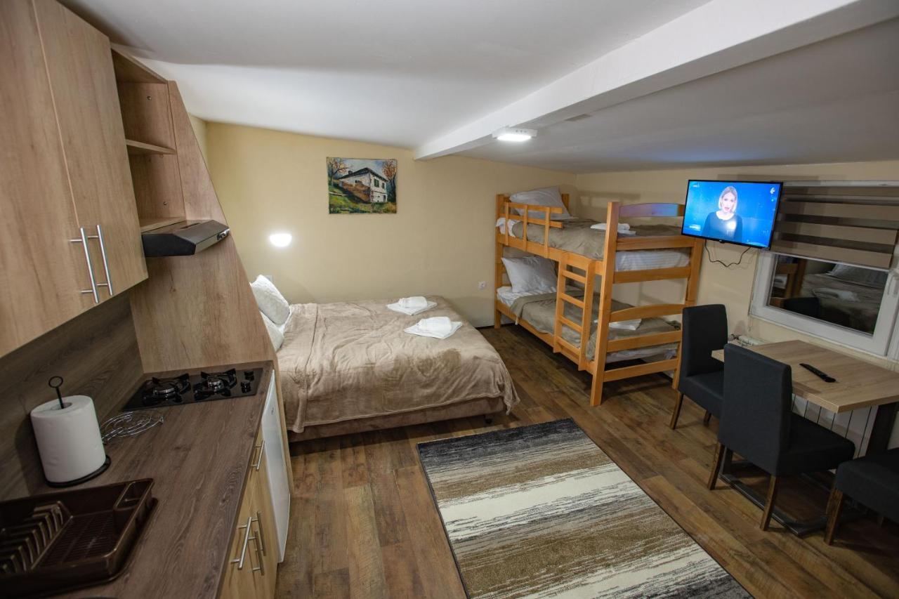 Apartmani Sp Jovanovic Crni Vrh Exterior photo