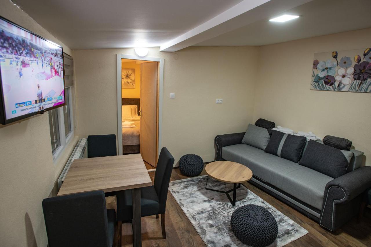 Apartmani Sp Jovanovic Crni Vrh Exterior photo