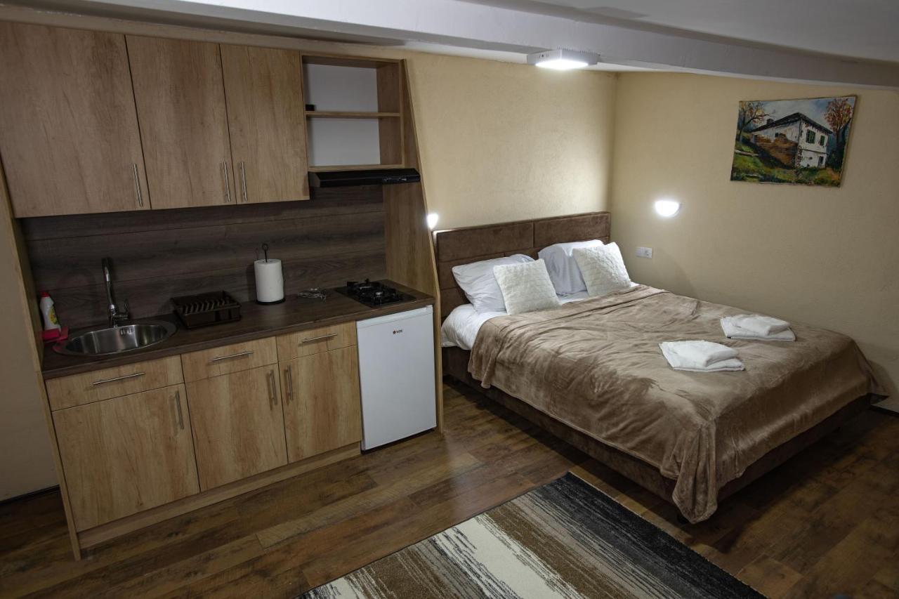 Apartmani Sp Jovanovic Crni Vrh Exterior photo
